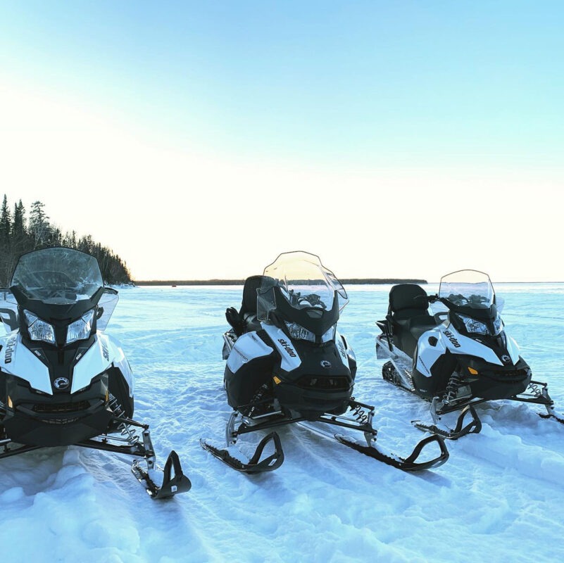 Best Ice fishing Snowmobile Rental Skidoo 600